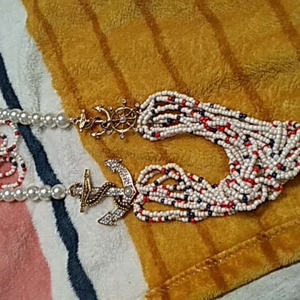 Statement Necklace Set - Picture 2 of 2